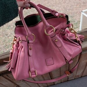 🚫SOLD🚫.   Dooney & Bourke Pink Leather Satchel